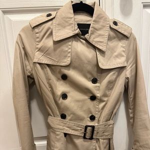 Banana Republic trench type coat (short length). Petite XXS